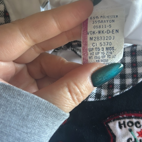 2 Michael James Baby Onesies - 0-3 months - Picture 4 of 6